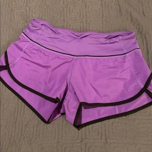 EUC sz4 Lululemon speed shorts